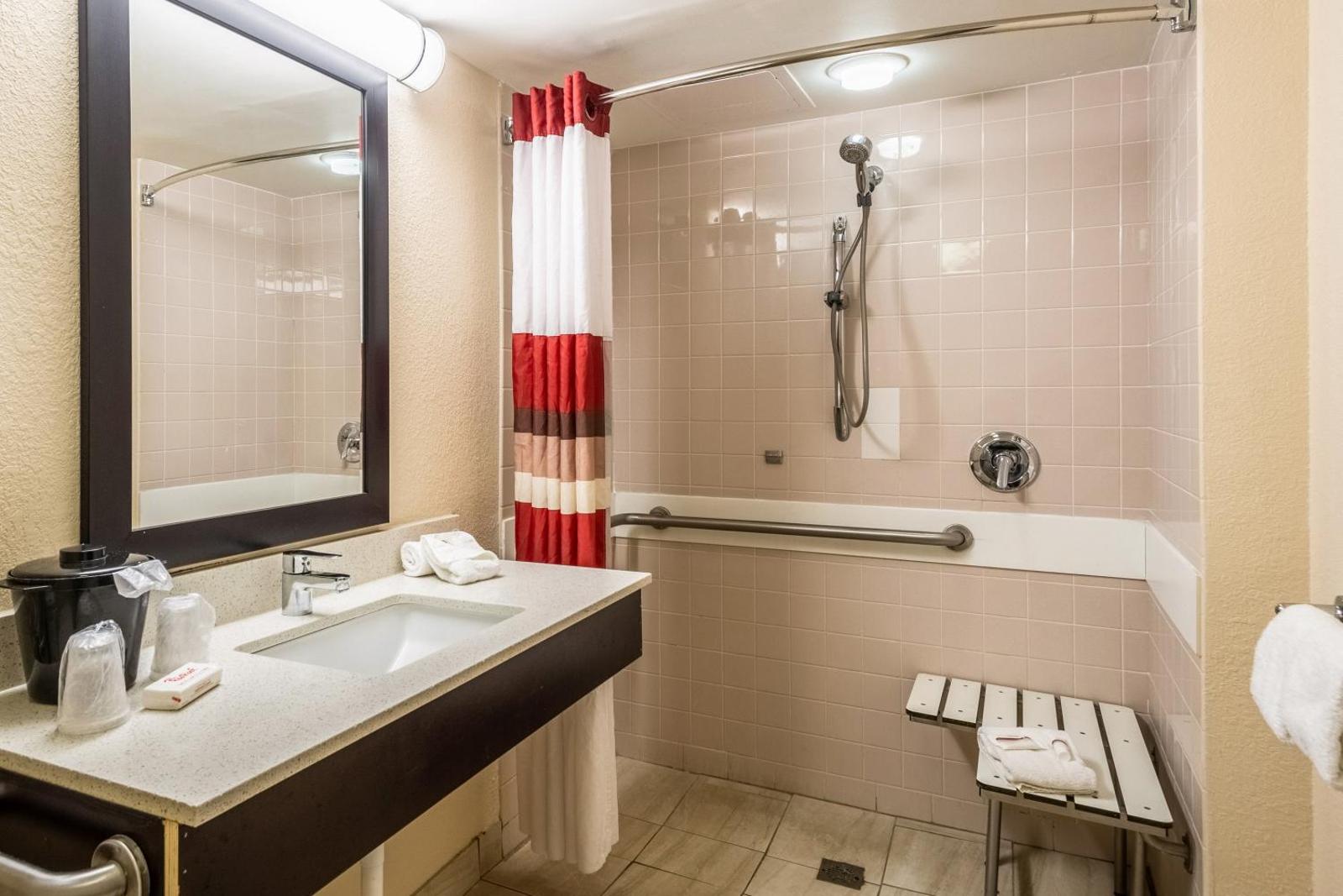 Red Roof Inn Tampa Bay - St. Petersburg
