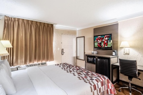 Red Roof Inn Tampa Bay - St. Petersburg image 17